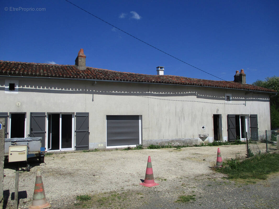 Maison à ROMAGNE