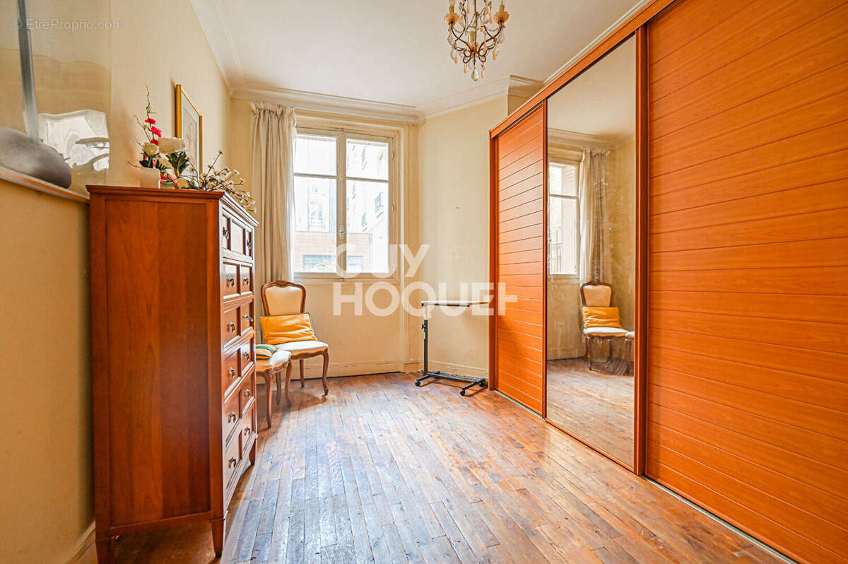 Appartement à PARIS-12E
