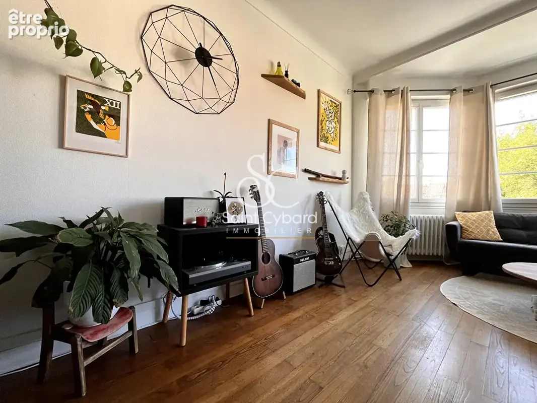 SAINT CYBARD - Maison des années 60 rénovée  - 90m² - photo 5