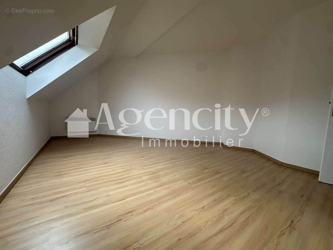 Appartement à CHAMPS-SUR-MARNE