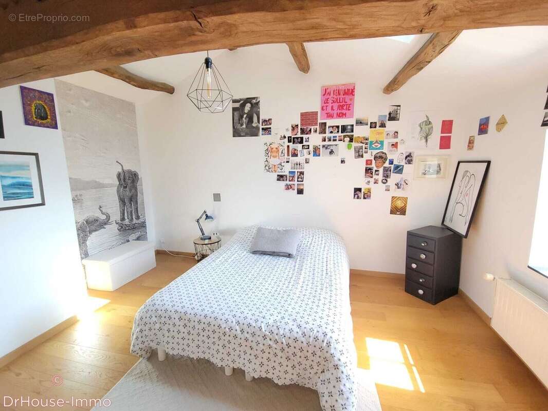 Maison 262 m² à Challans  - photo 9