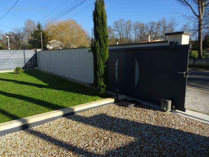 Maison à CHAMPNIERS