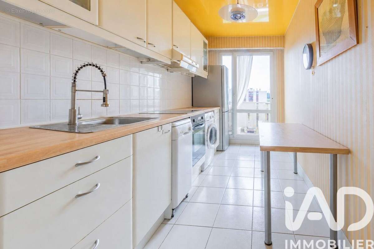 Photo 4 - Appartement à RIS-ORANGIS