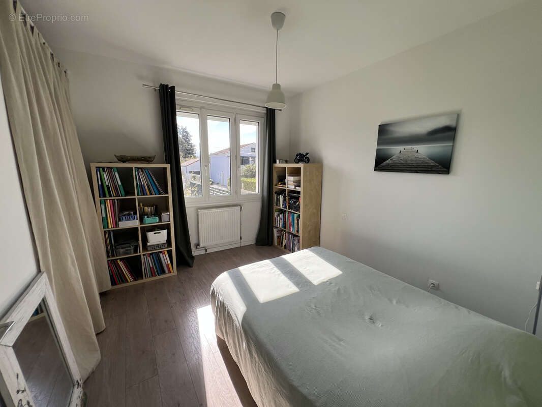 Maison à GUILHERAND-GRANGES