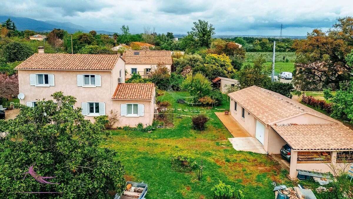 Maison à PRUNELLI-DI-FIUMORBO