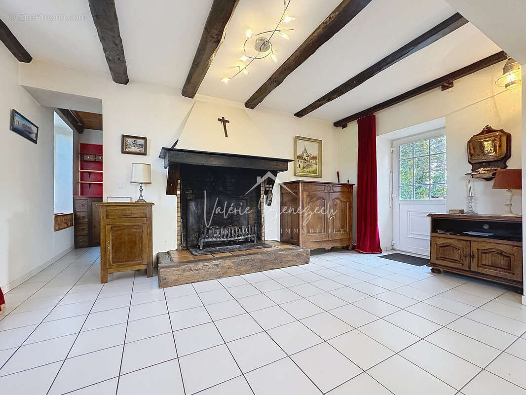 Maison à VABRES-L'ABBAYE