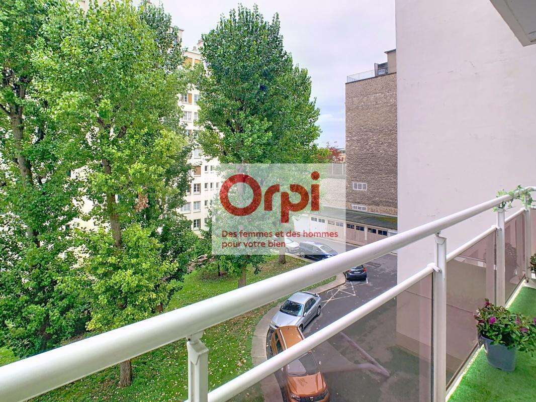 Appartement à ISSY-LES-MOULINEAUX