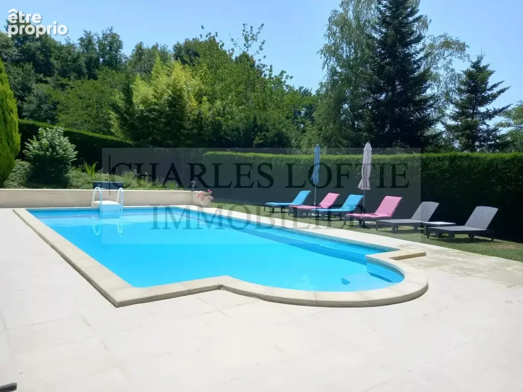 Magnifique ensemble immobilier comprenant une maison prinicipale, trois gîtes et 2 piscines, - photo 6