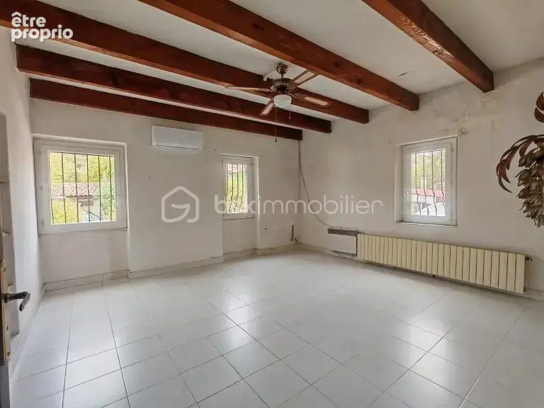 *** rousson – authentique mas en pierre de 272 m² avec piscine couverte, terrain de 2 610 m² garages boxs à chevaux *** - photo 14