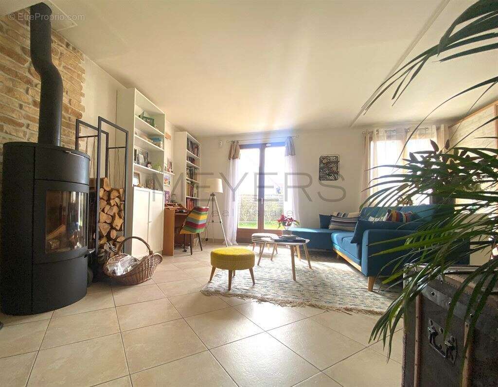Maison à MONTFORT-L'AMAURY
