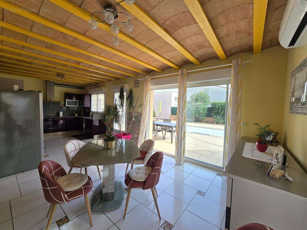 Maison à SAINT-CYPRIEN