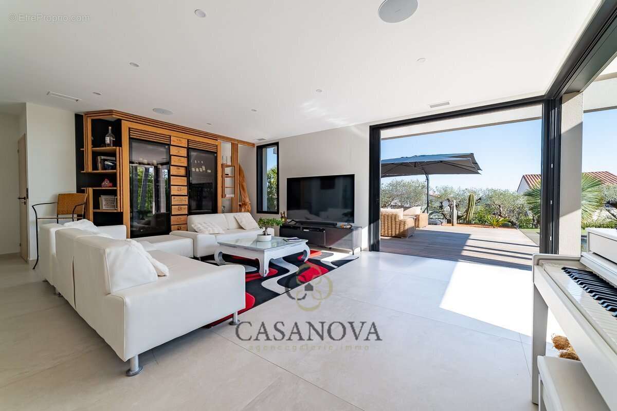 Maison à SAINT-GELY-DU-FESC