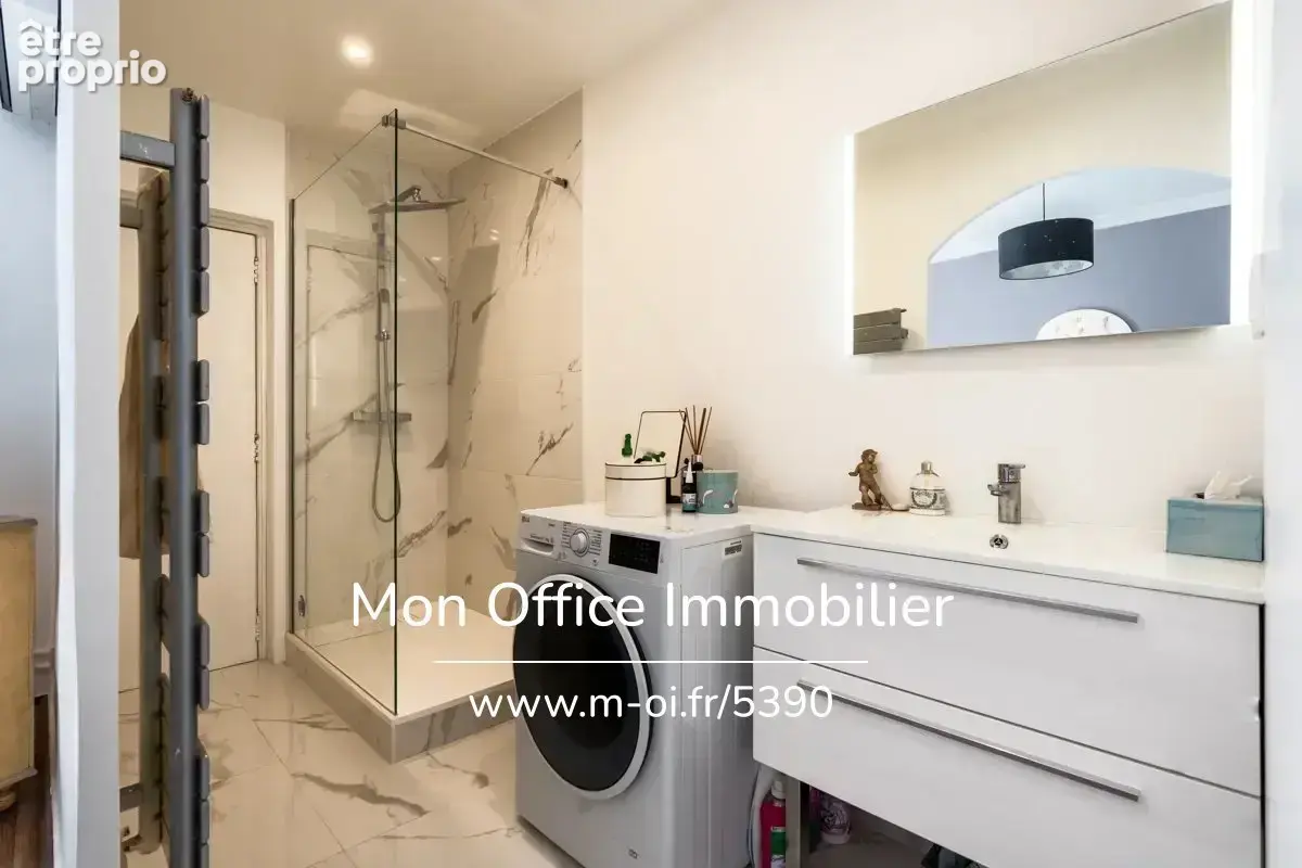 Référence : 6803-NFI. - Appartement bourgeois 4 pièces, secteur Palais - photo 12