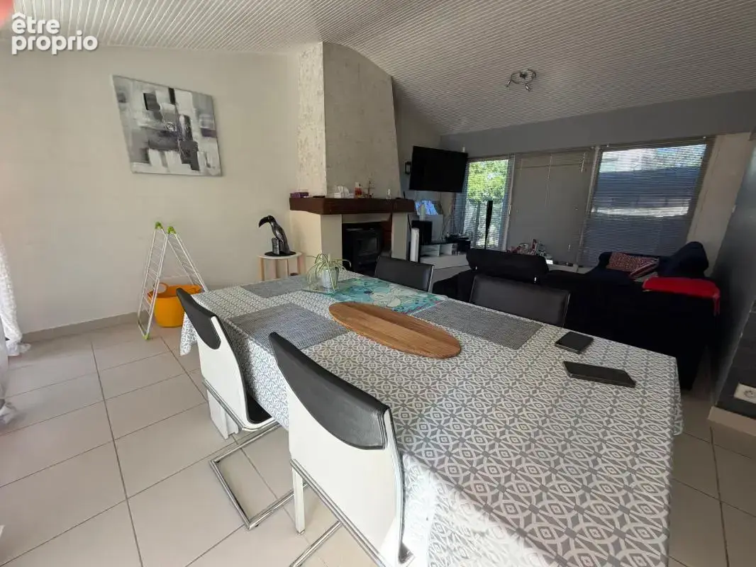 Saint-jean-d'hermine (85) - coeur de village au calme - adorable villa plain pied 4 chambres sur 1177m² - photo 5