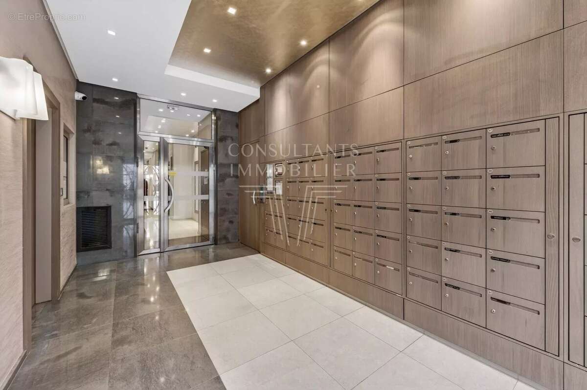 Appartement à LEVALLOIS-PERRET