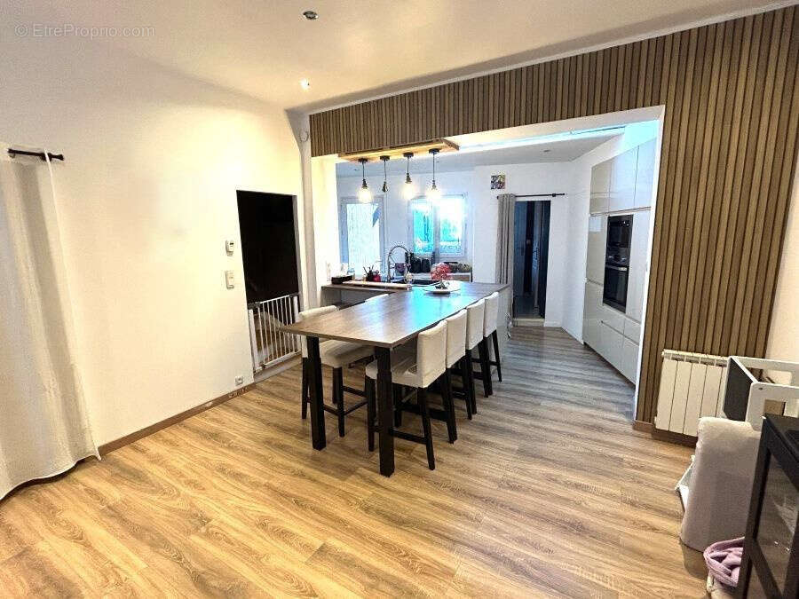 Maison à SAINT-AMAND-LES-EAUX