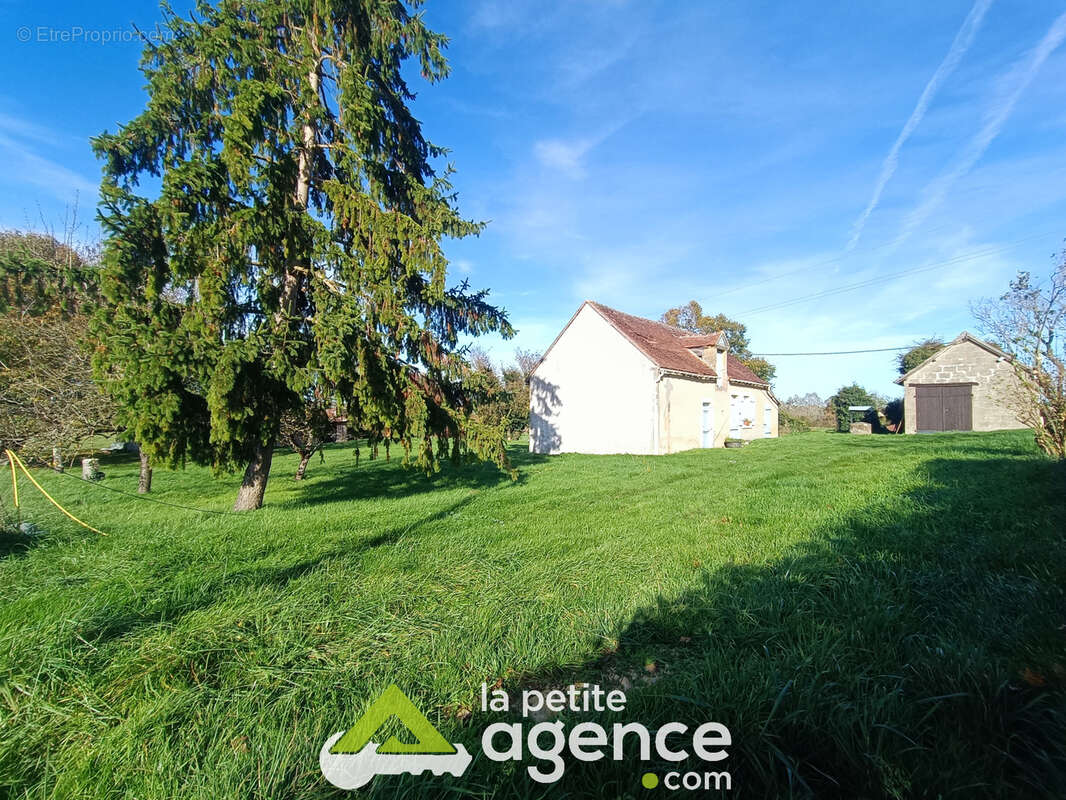 Maison à JUSSY-LE-CHAUDRIER