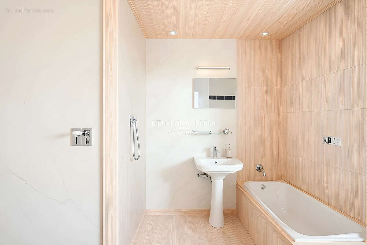 Appartement à CALUIRE-ET-CUIRE