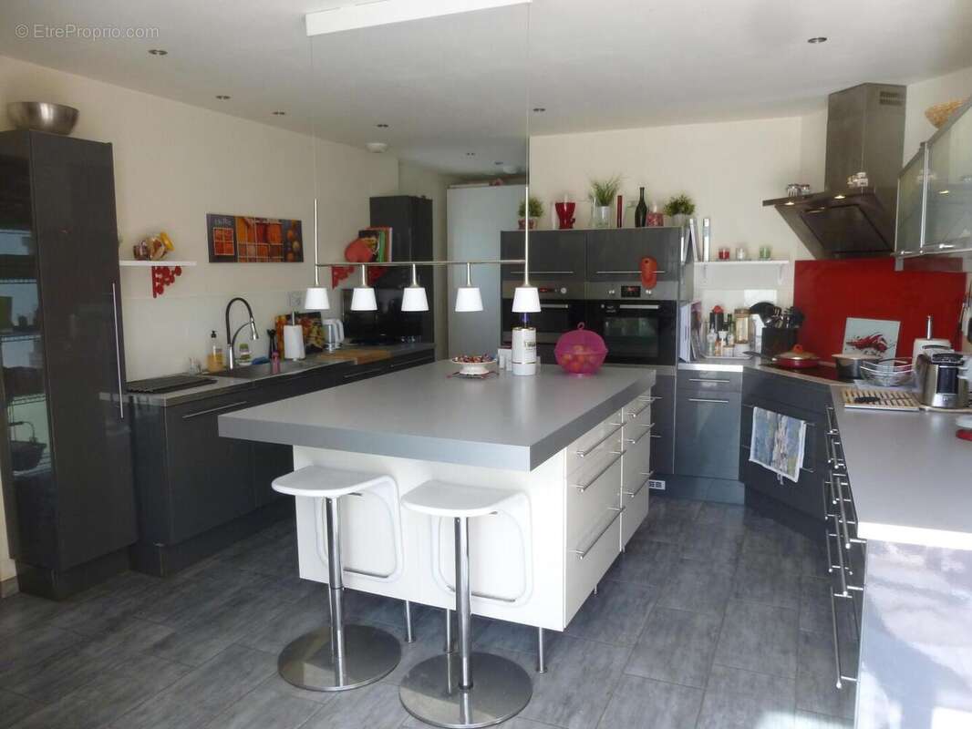 P1100173 - Maison à LACAPELLE-MARIVAL