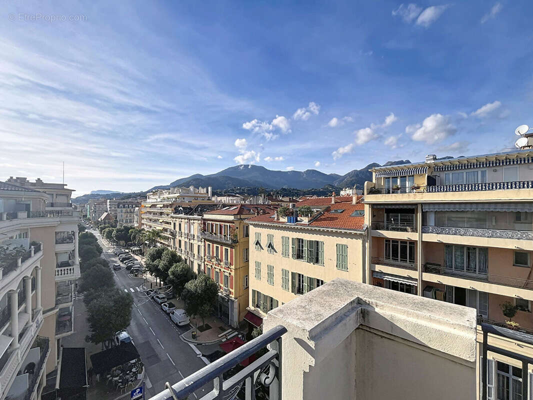 Appartement à MENTON