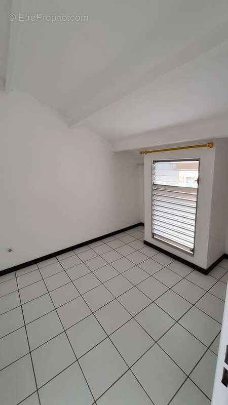 Appartement à BAIE-MAHAULT