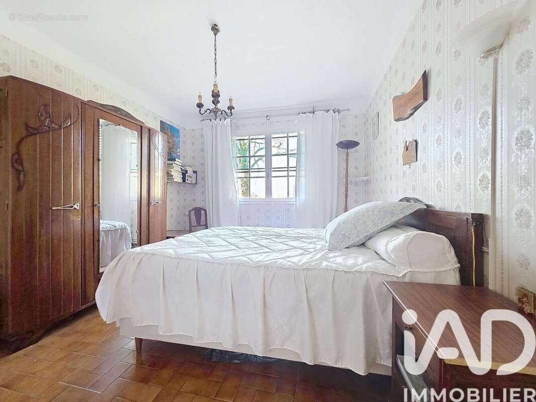 Photo 9 - Maison à GENERAC