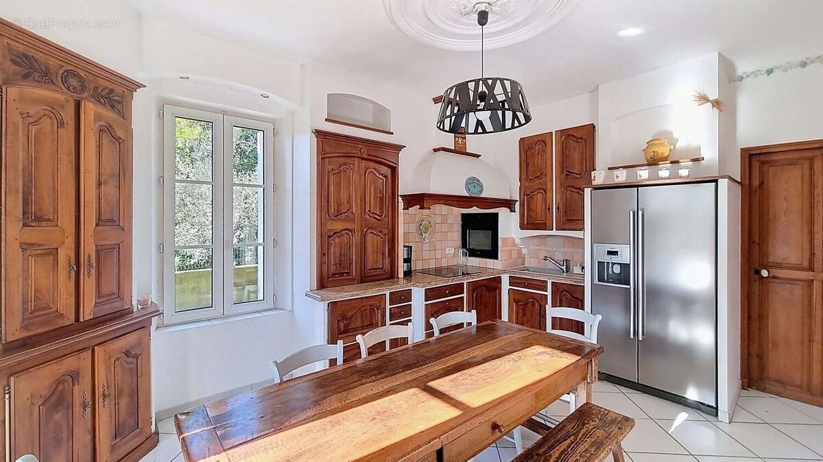 Maison 290 m² à Avignon  - photo 6