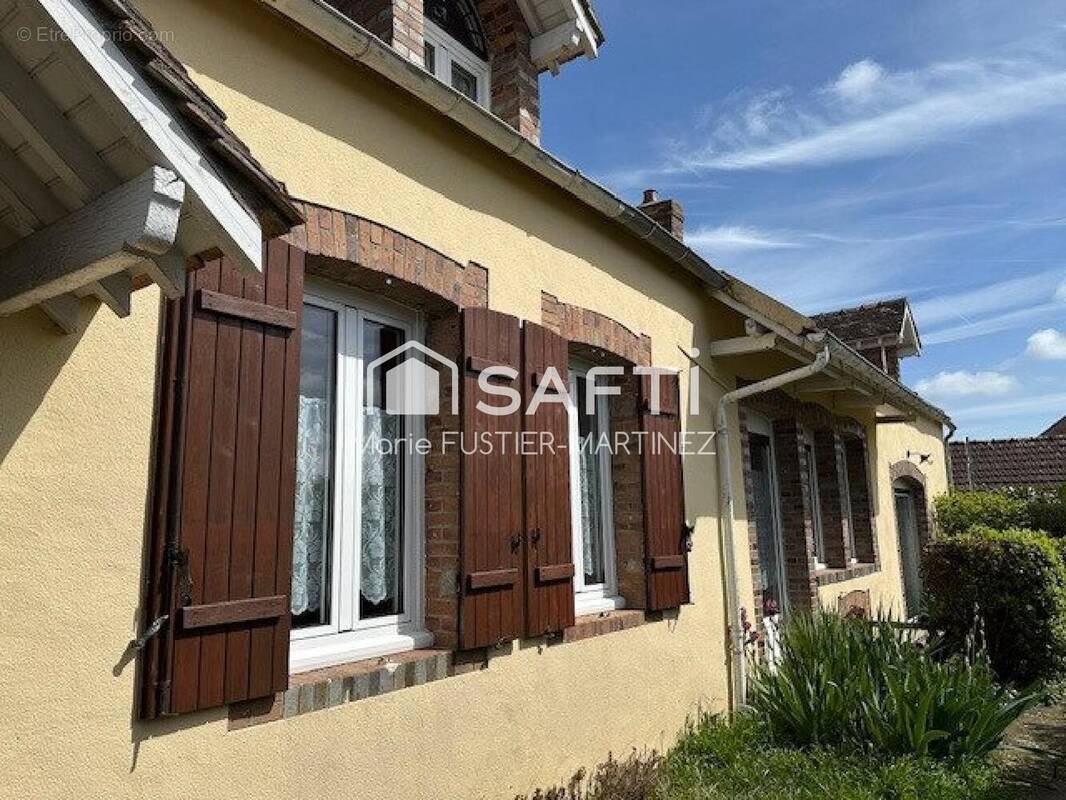 Photo 1 - Maison à SAINT-GERMAIN-LAVAL