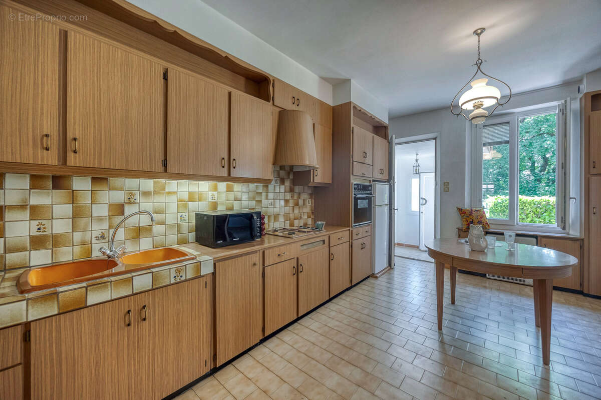 Maison à CHAMP-SUR-DRAC