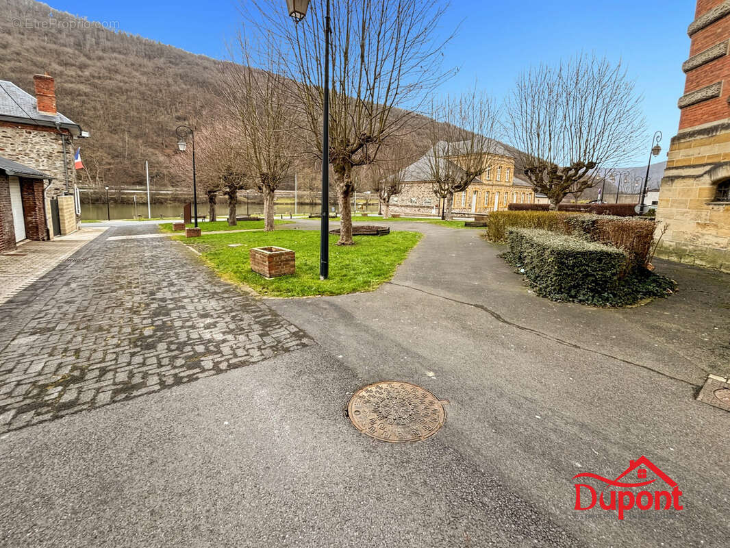 Maison 74 m² à Haybes  - photo 9