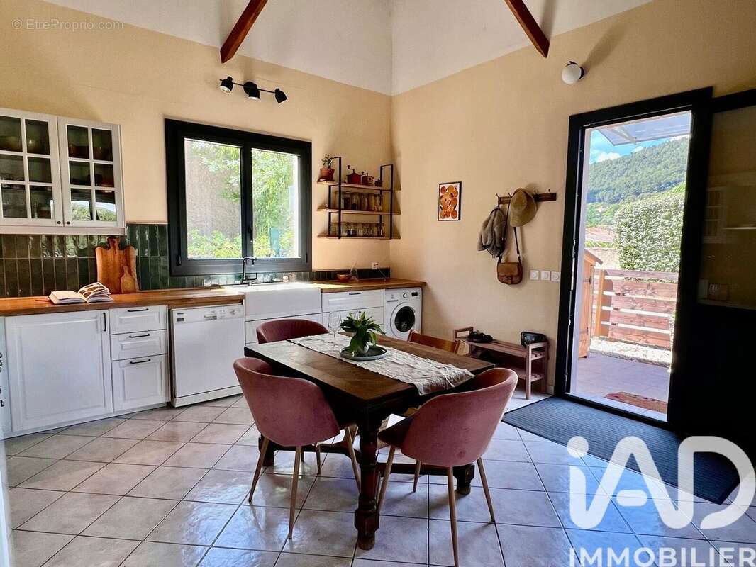 Maison 109 m² à Auriol  - photo 7