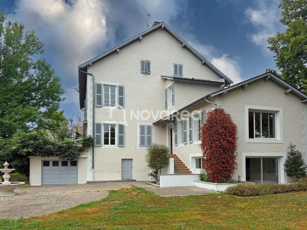 Maison de maître 7 pièces - photo 9