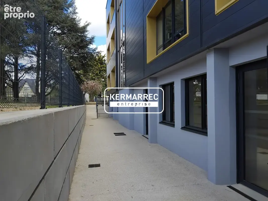 Commerce 207 m² à vendre à Pace (35740) - photo 2