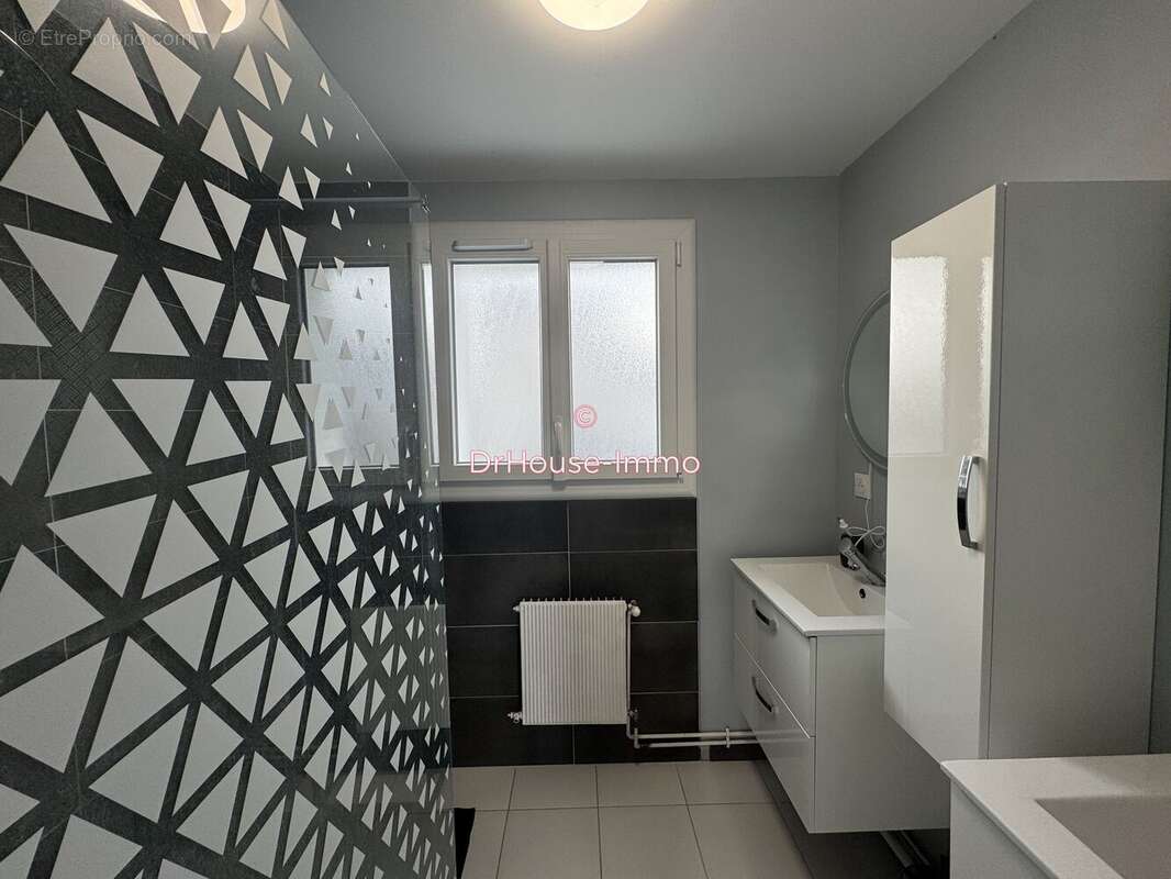 Maison à COULOUNIEIX-CHAMIERS