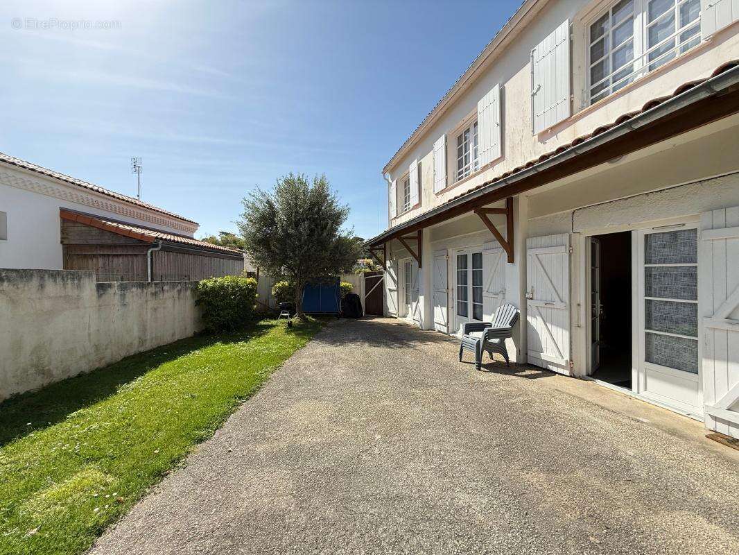 Maison à SAINT-PALAIS-SUR-MER