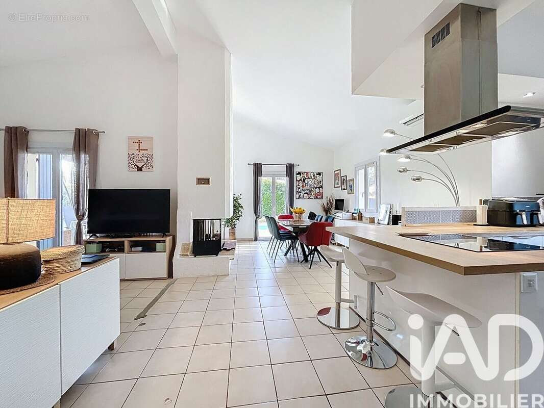 Photo 5 - Maison à TOURRETTES