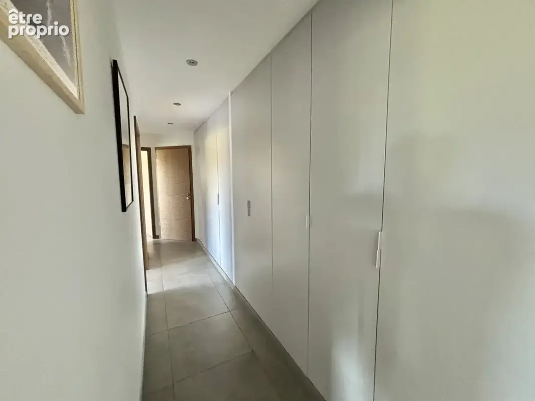 Avenue maurice faure   t3 de standing 98 m2   terrasse -  vue crussol   double garage - photo 25