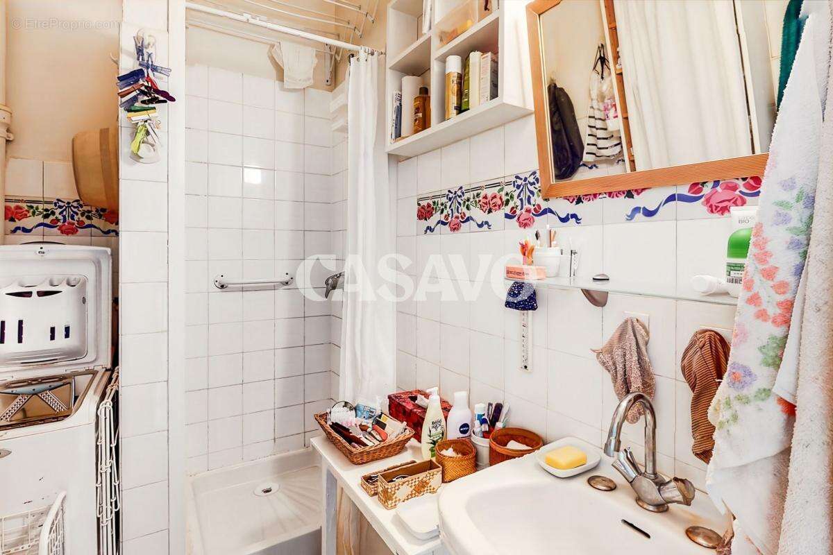 Appartement à PARIS-14E