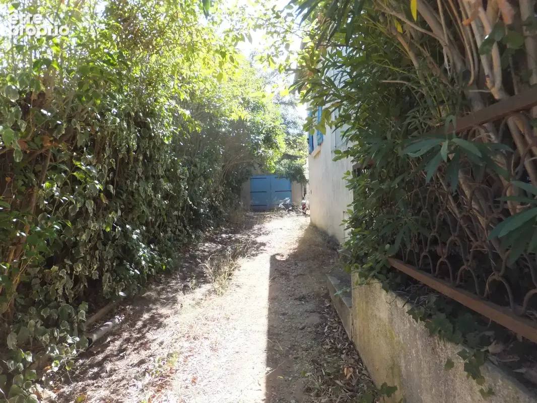 Villa 5 pièces avec 2 garages et jardin - photo 6