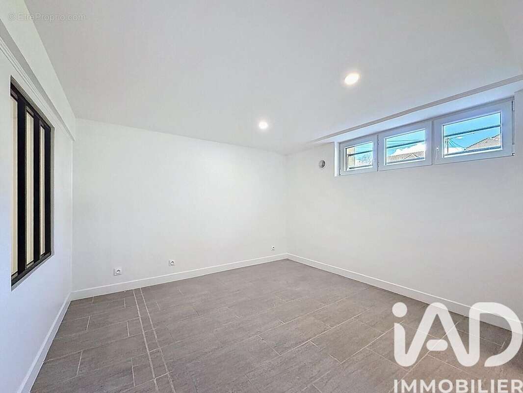 Photo 6 - Appartement à CLAYE-SOUILLY