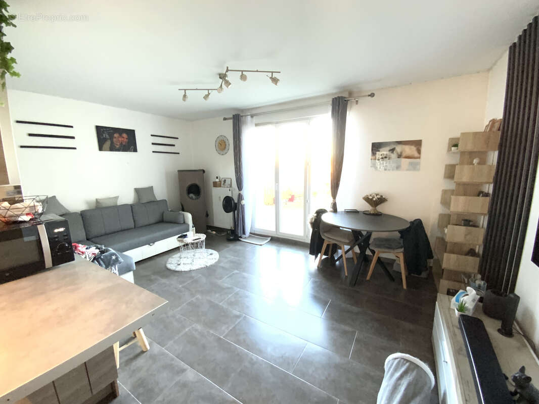 Appartement à MITRY-MORY