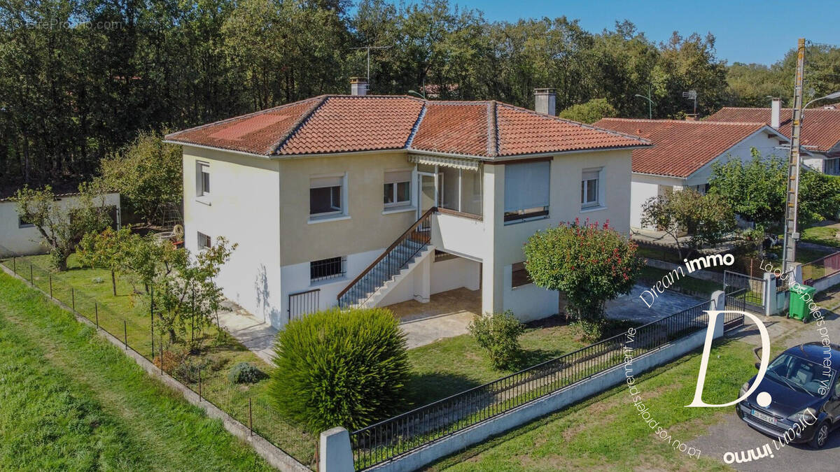 Maison à MIRANDE