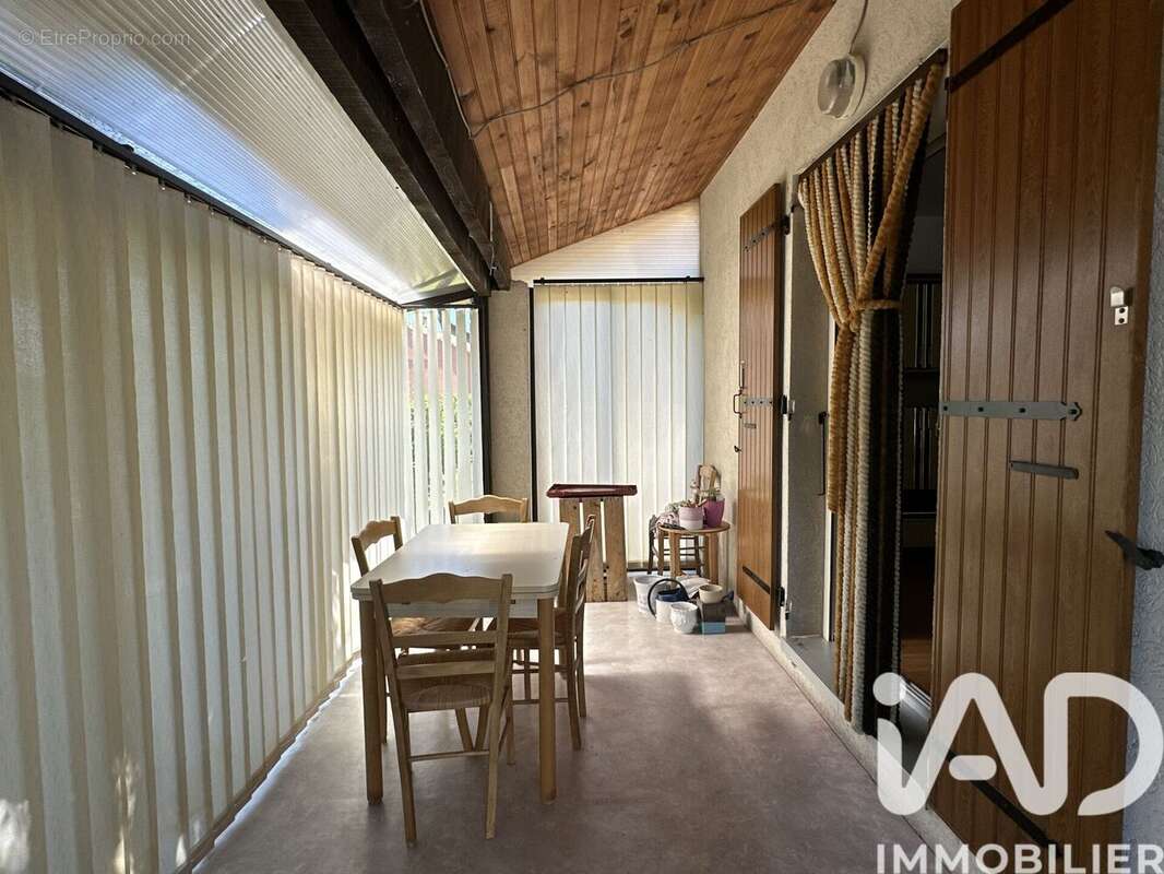 Photo 6 - Maison à CHASSIERS