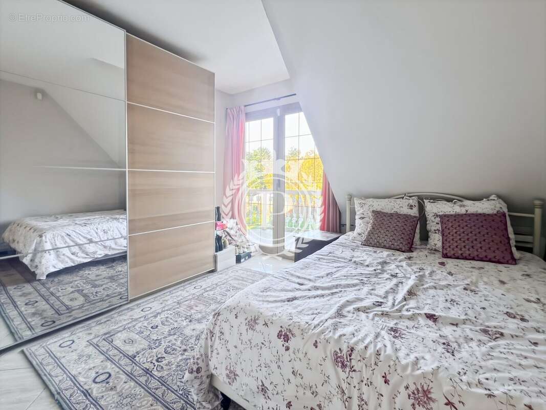 Maison à GARANCIERES