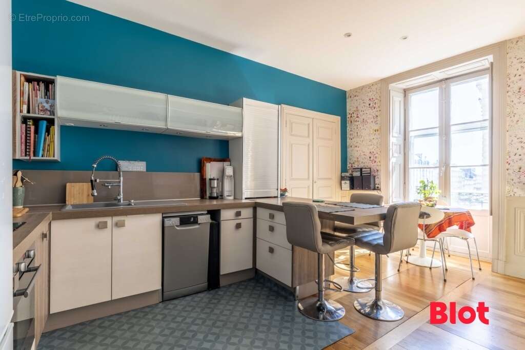 Appartement 146 m² à Rennes  - photo 2