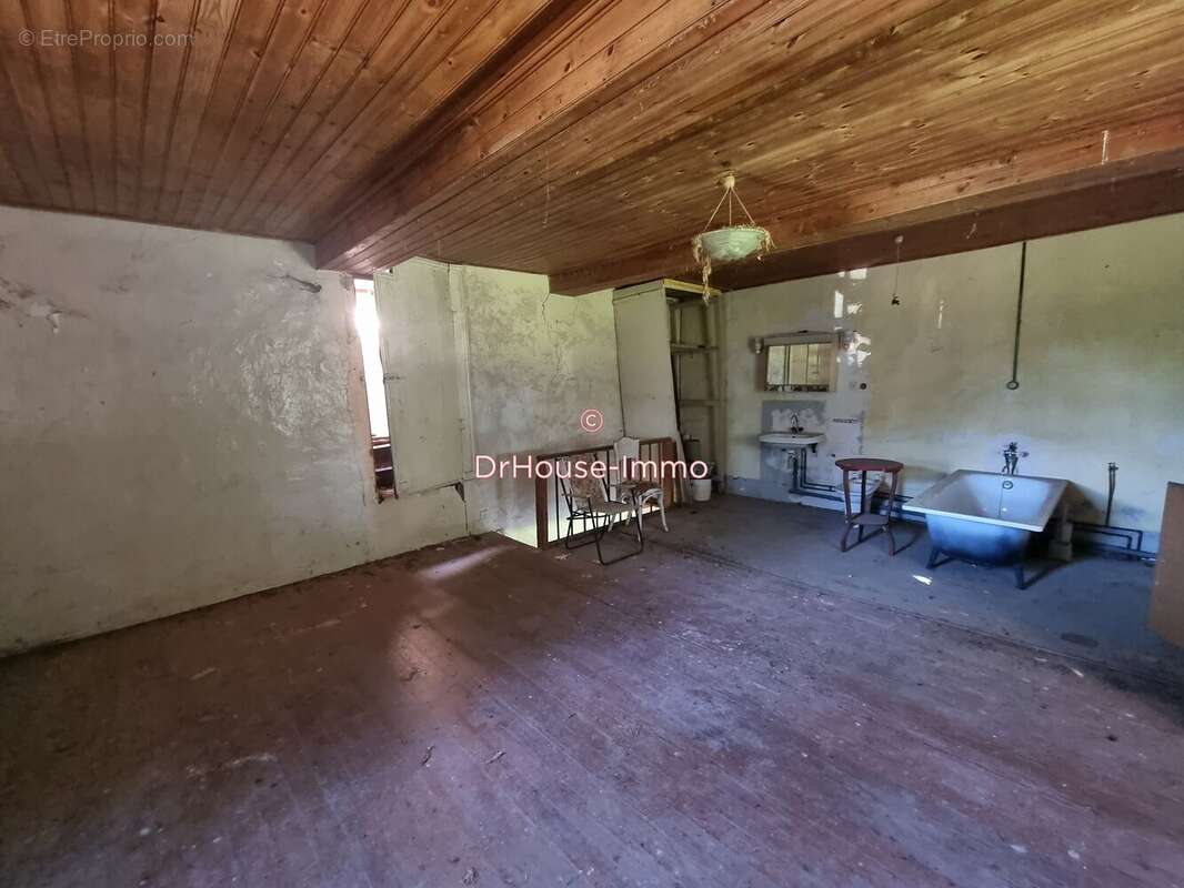 Maison 161 m² à Saint-Aubin-De-Cadelech  - photo 23