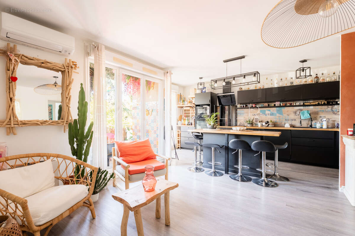 Appartement à MARSEILLE-11E