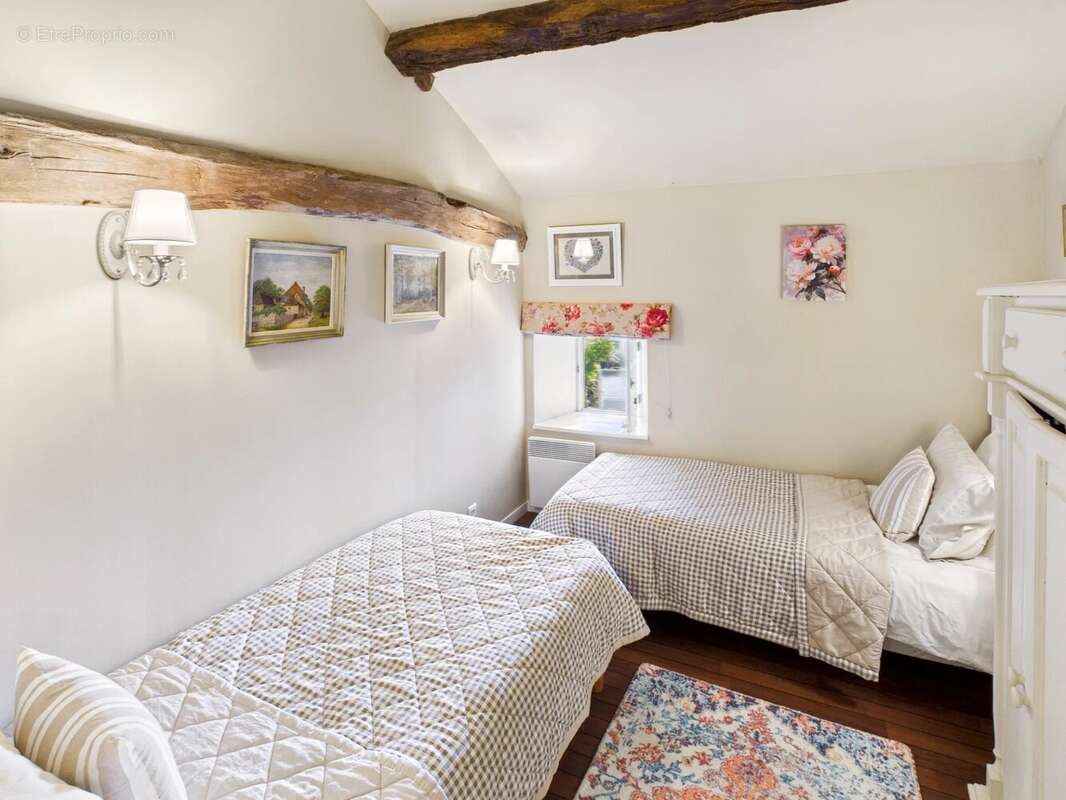 Maison à LA FORET-DE-TESSE