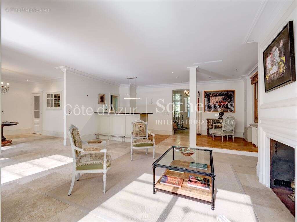Maison à CANNES