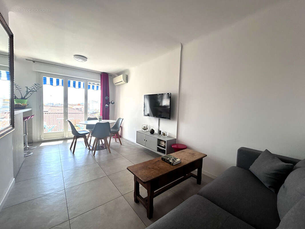 Appartement à CAGNES-SUR-MER